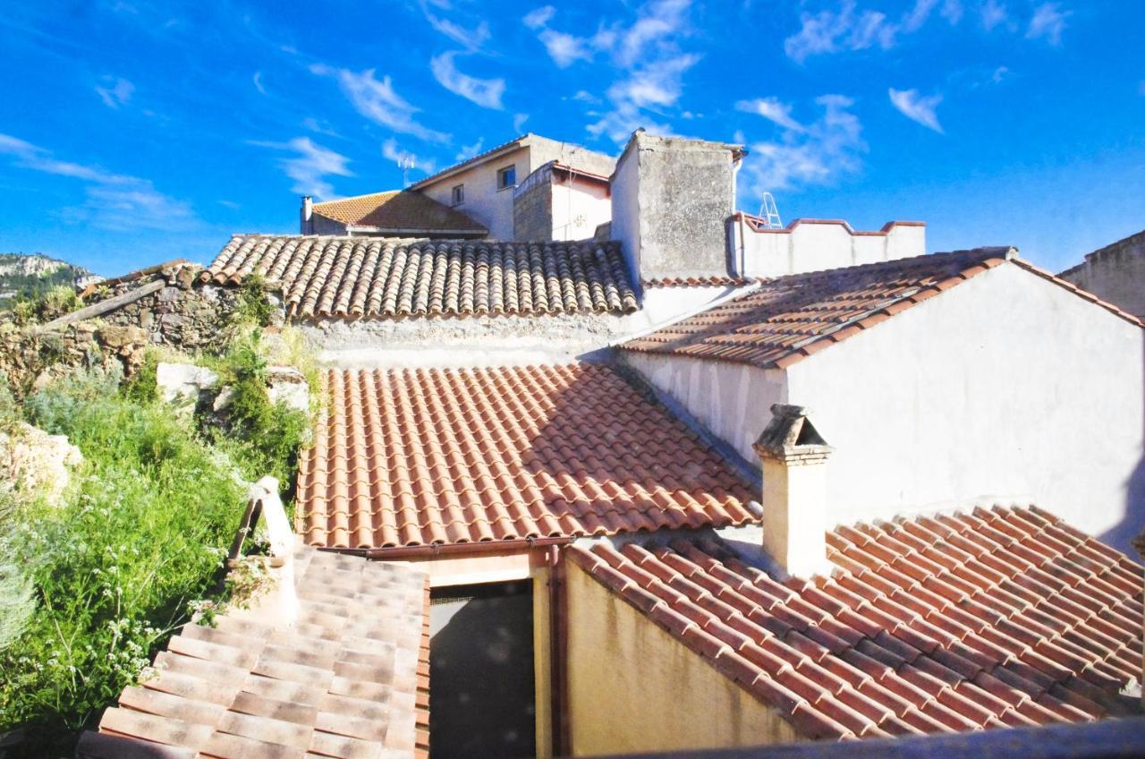 Casa De Ajala - B&B De Charme In Antica Dimora Totalmente Ristrutturata E Dotata Di Tutti I Confort Bagni Privati Spazio Living Patio Esterno Ambienti Climatizzati Degustazioni Prodotti Locali Làconi Eksteriør billede